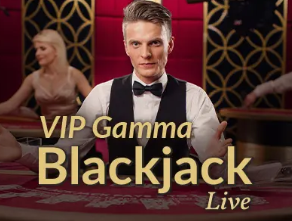 可惜了B费妙传！舍什科高速插上反击，但右脚传球直接出底线