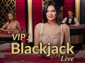 阿玛德禁区倒地，投诉对方拉拽球衣，裁判没有给点球